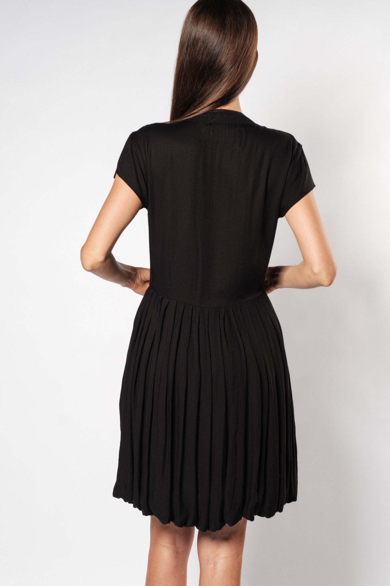 Rafida, Robe Mini