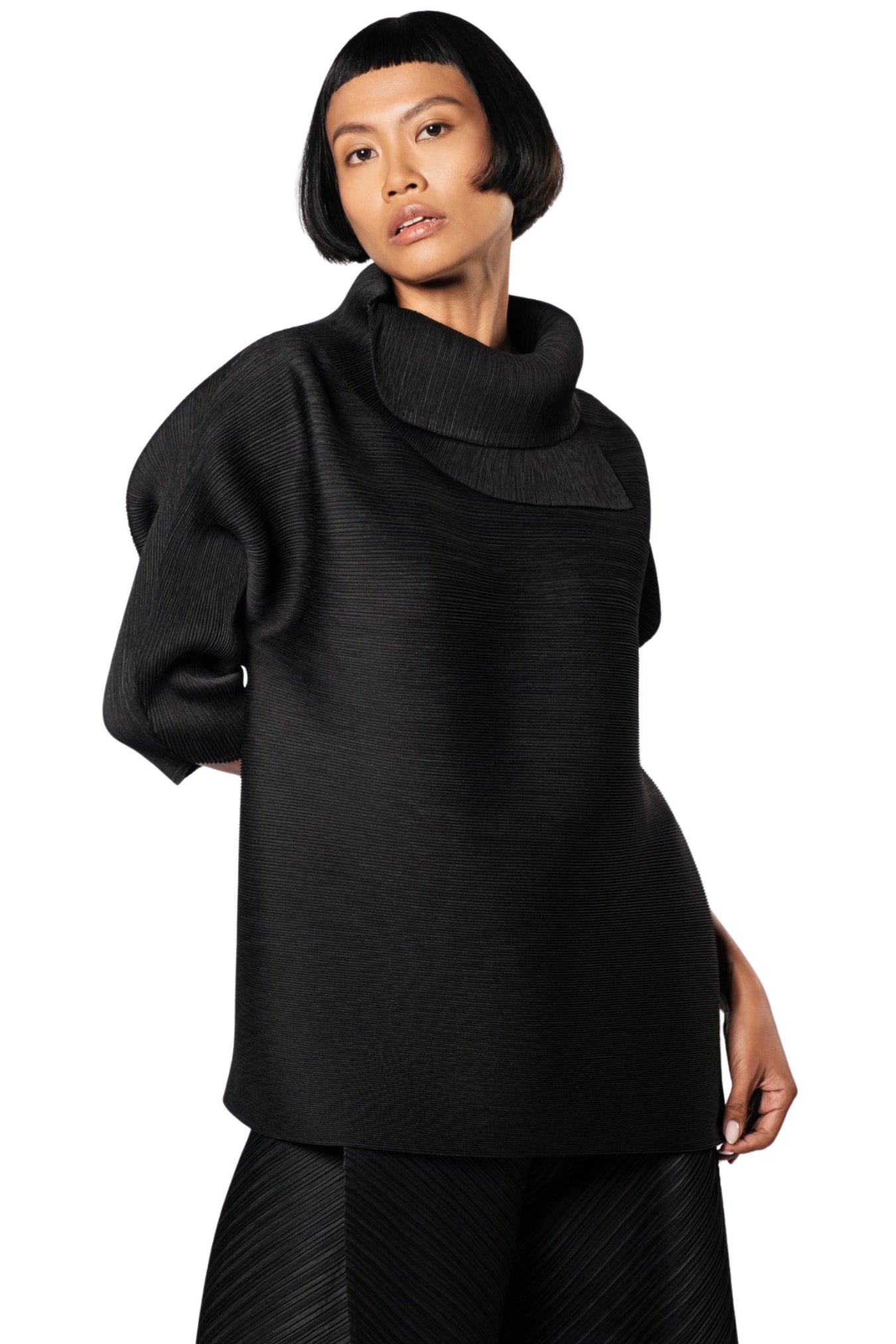 Manureva Pleats Top