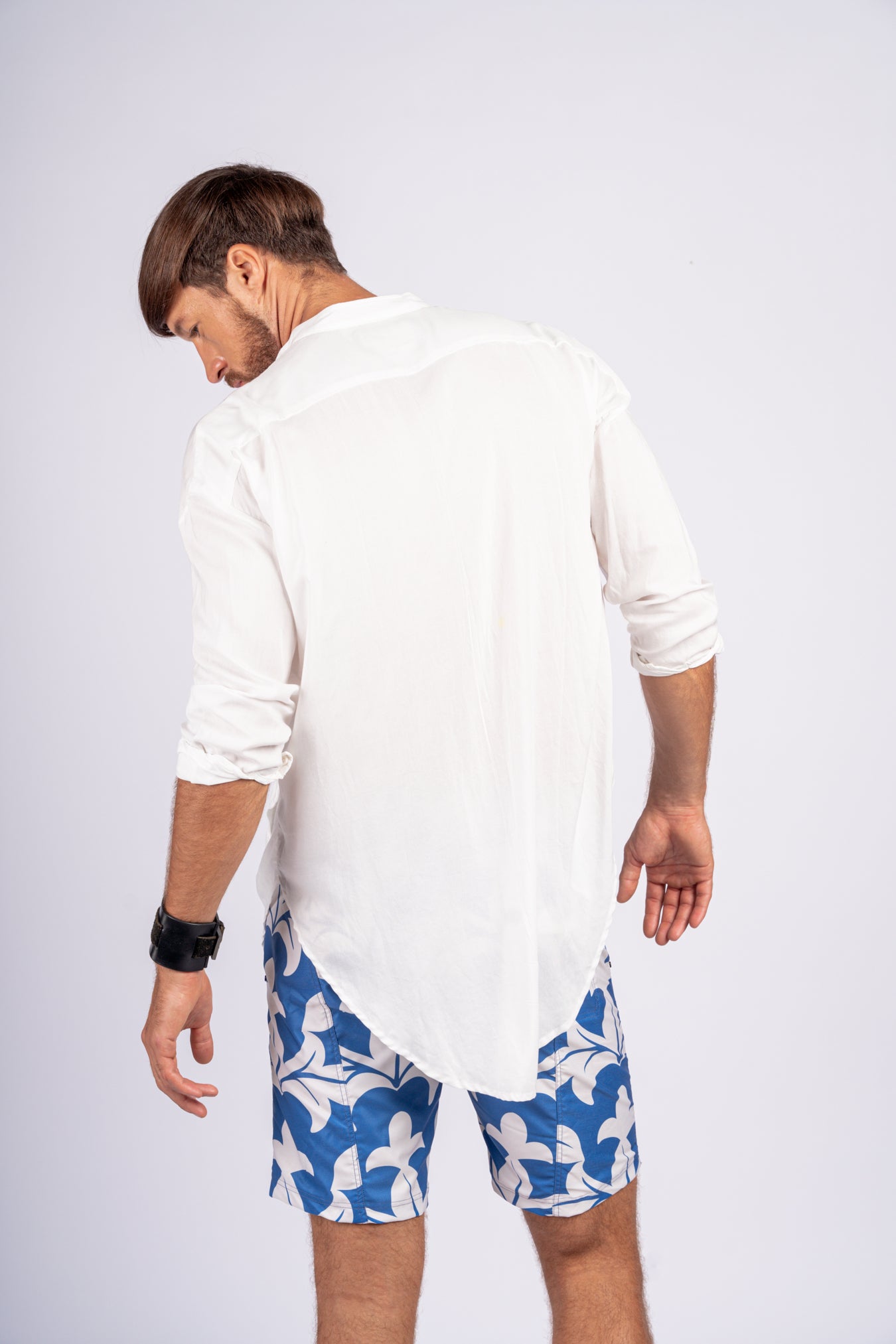Kandara, Chemise ample 