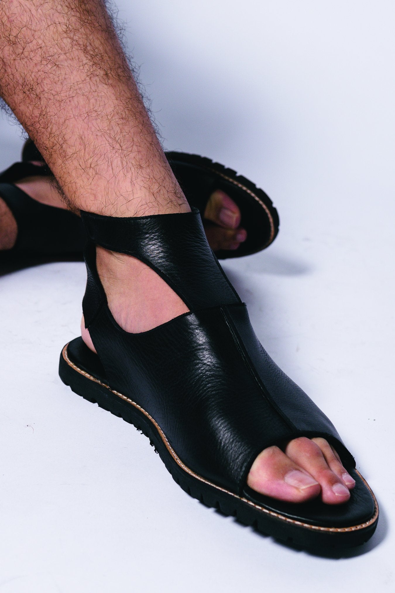 Descartes Leather Sandal - Gingersnap Bali