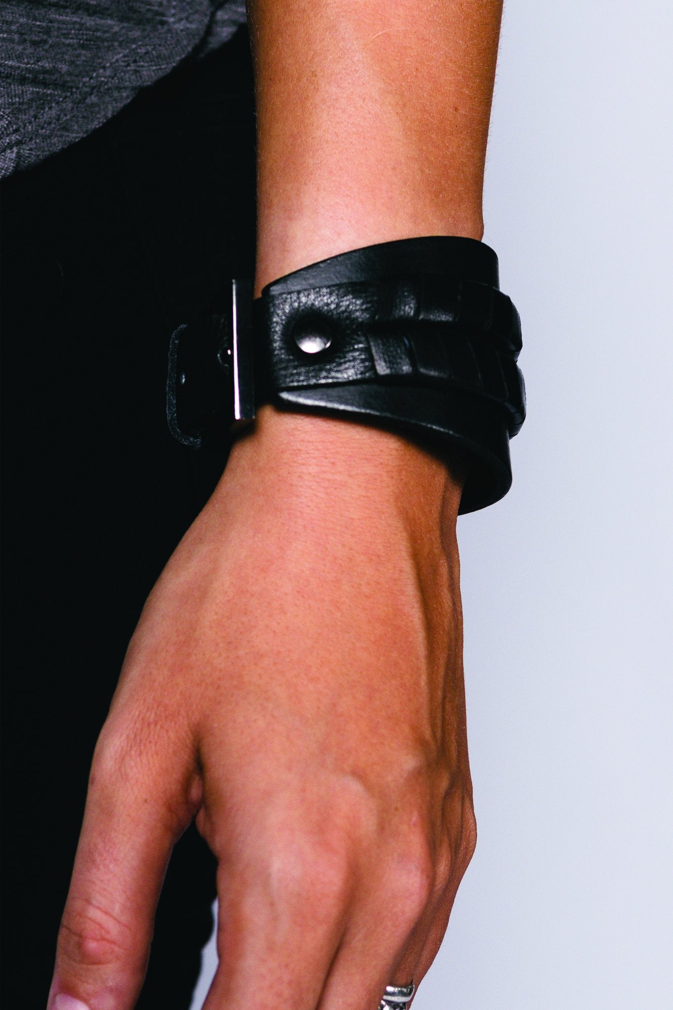Libere Leather Bracelet - Gingersnap Bali